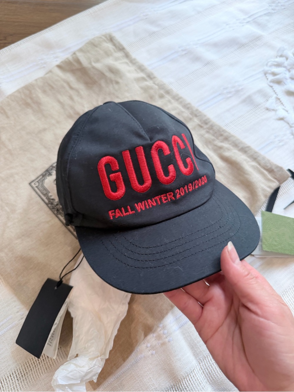 Gucci Women's/Unisex Black Cotton Embroidery Logo Baseball Hat Cap 596211 size M